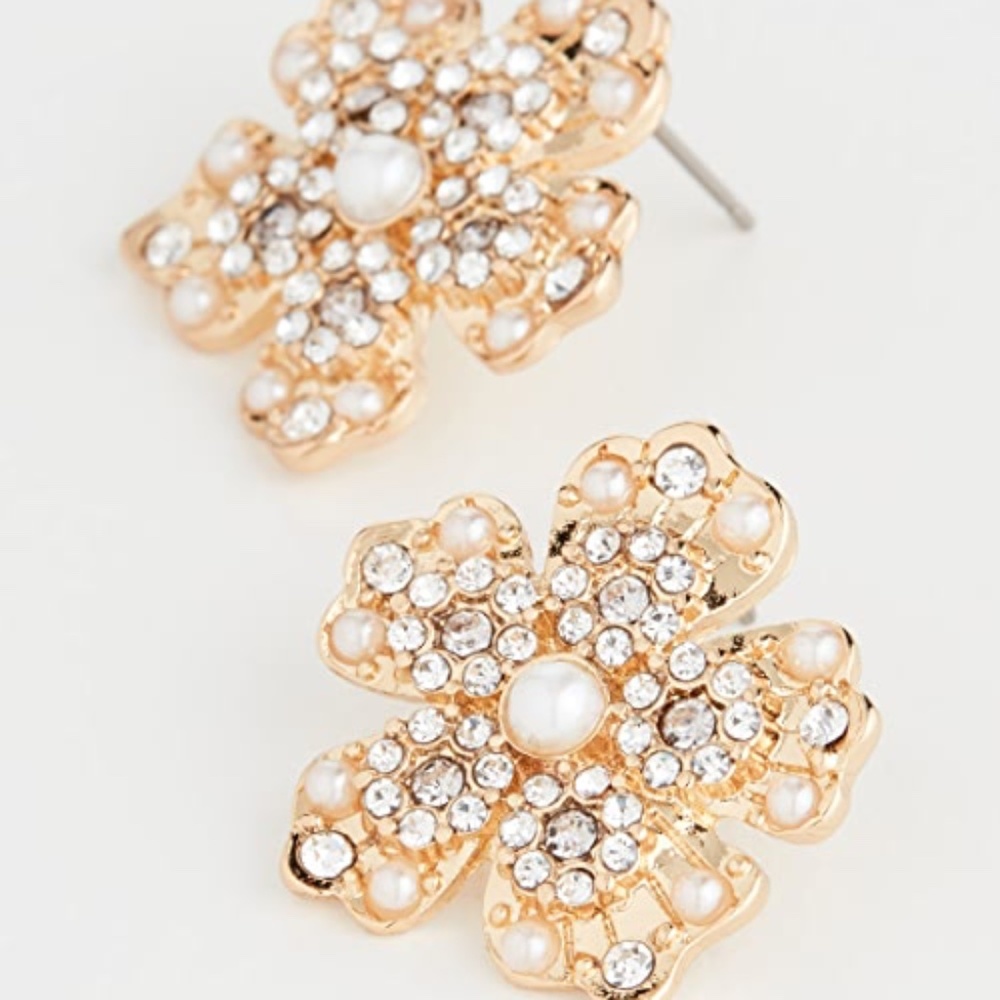 NWT Baublebar Sprout Button Earrings